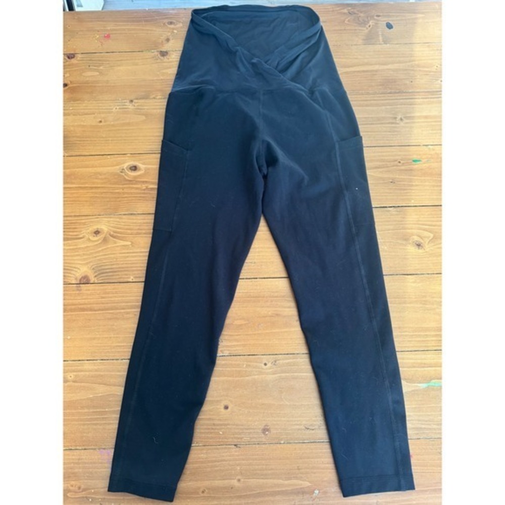 Ingrid & Isabel Maternity‎ Black Active Leggings with Pockets Size S